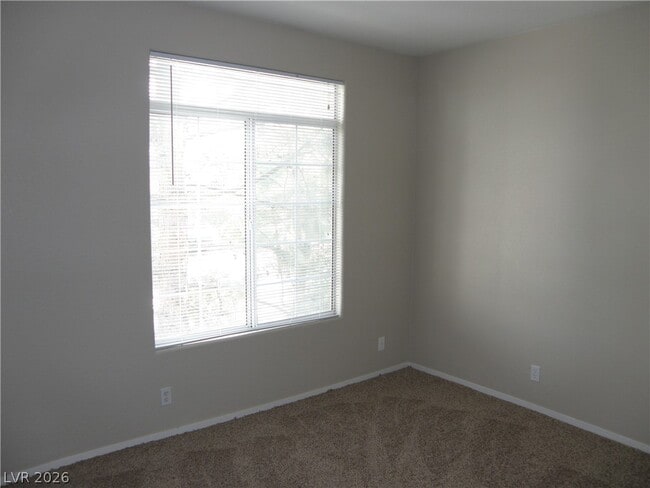 Building Photo - 2201 Ramsgate Dr