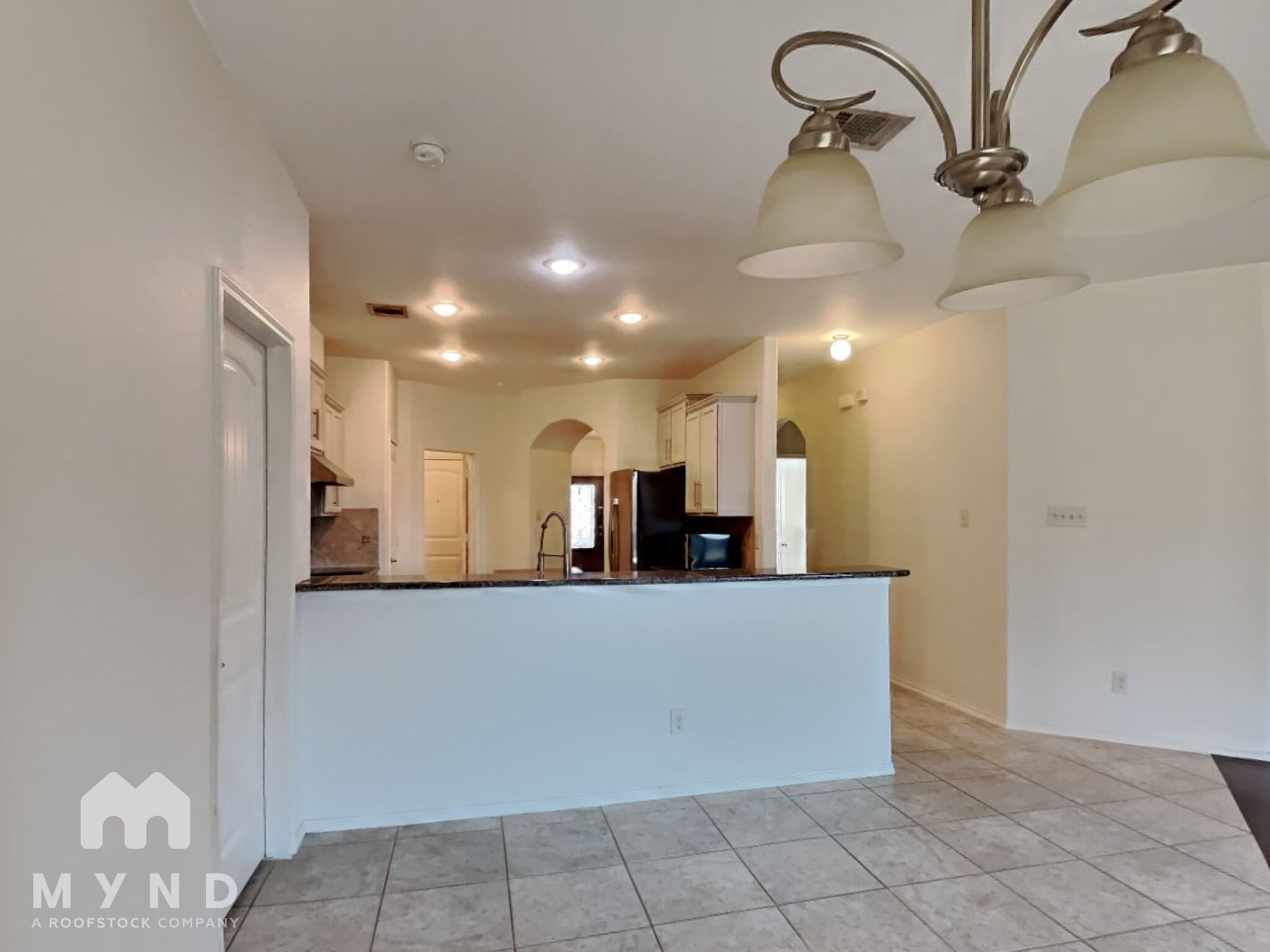 Building Photo - 5591 Coventry Drive