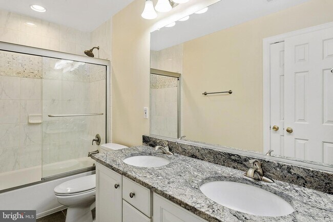 Building Photo - 4481 Shady Point Pl