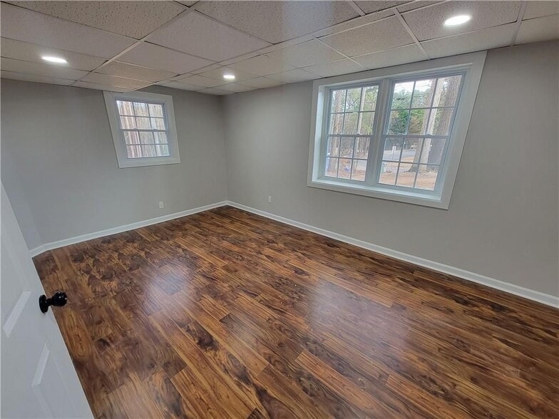 Building Photo - 783 Rebecca St NW