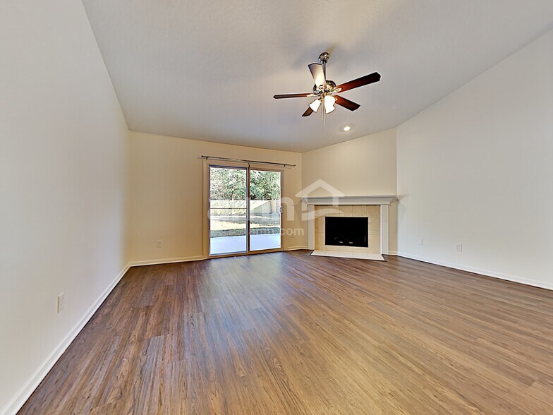 Building Photo - 656 Hampton Downs Ct