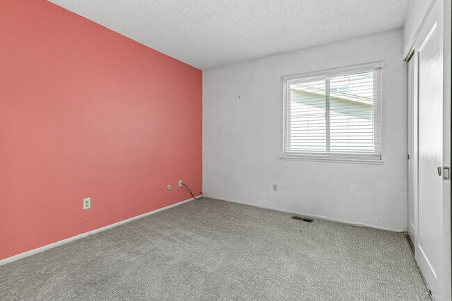 Building Photo - 12071 E Iowa Ave