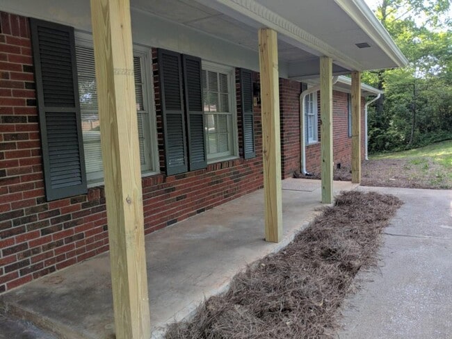 Building Photo - 2649 Tammi Ln