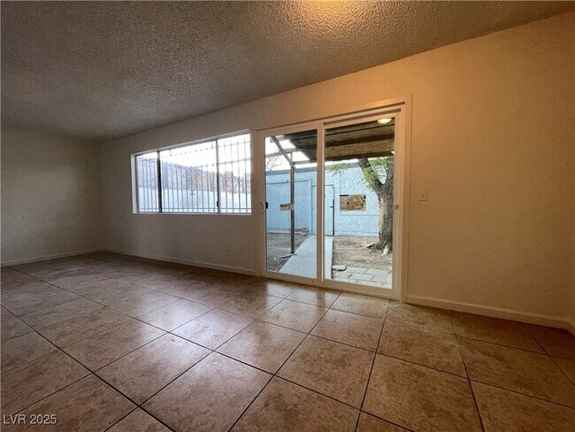 Building Photo - 4007 Danford Pl