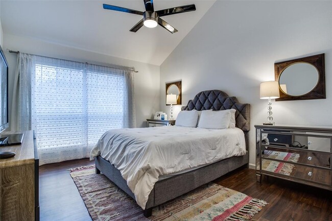 Building Photo - 2506 Wedglea Dr