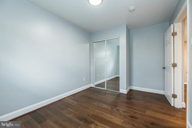 Building Photo - 702 Quince Orchard Blvd
