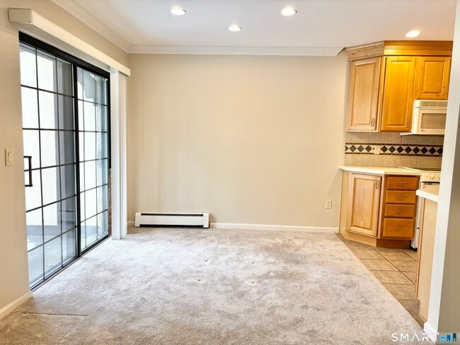 Building Photo - 50 Aiken St