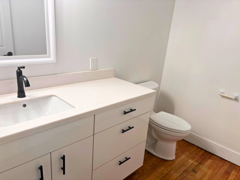 Building Photo - 9450 Joseph Campau St