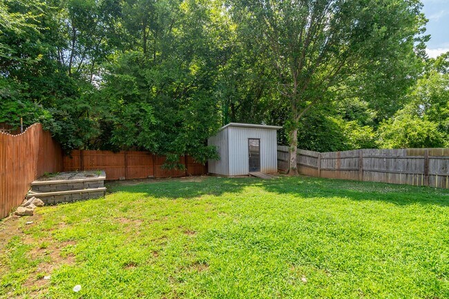 Building Photo - 1053 Brianna Way