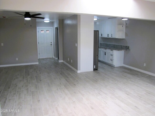 Building Photo - 4416 Plaza Vista