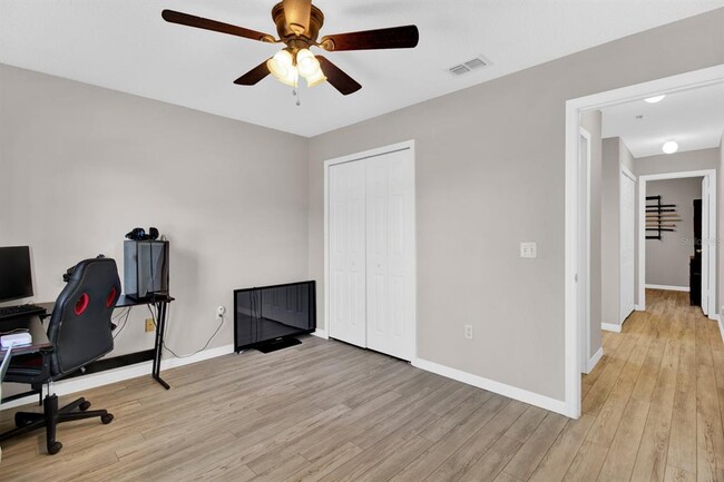 Building Photo - 905 Gascony Ct