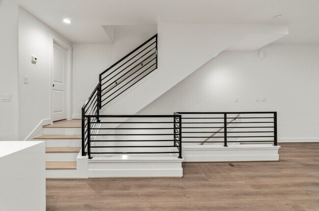 Building Photo - 816 Curtin St