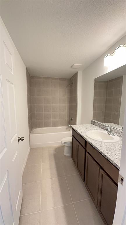 Building Photo - 4 Llobell Pl