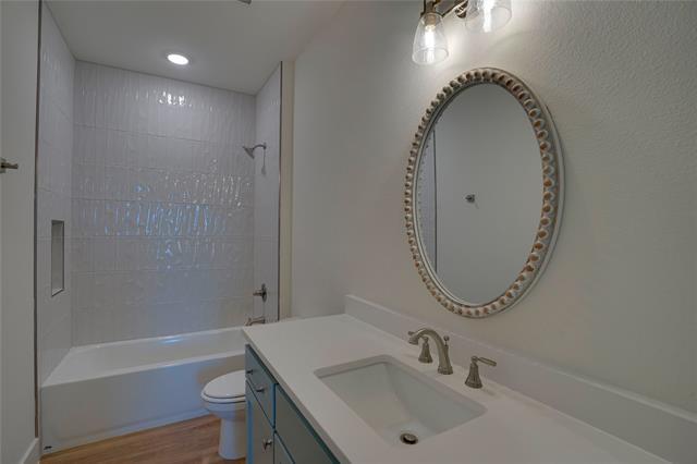 Building Photo - 300 Red Bird Ln