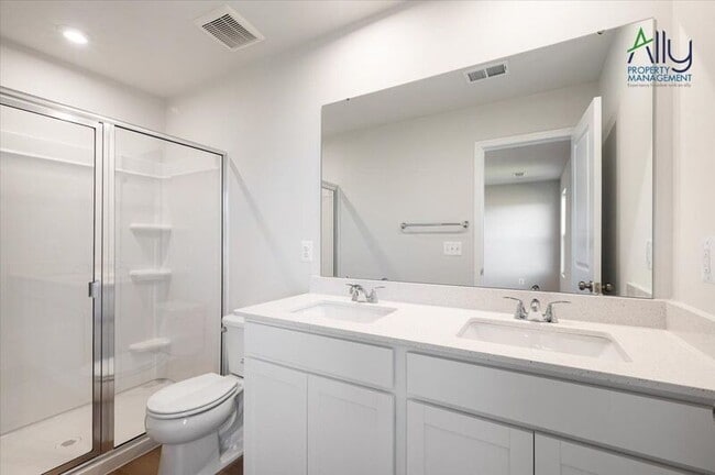 Building Photo - 54 Sophie Kathryn Dr