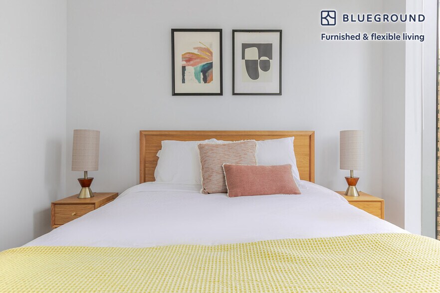 Building Photo - 201 N Garland Ct