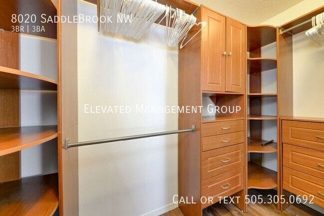 Building Photo - 8020 Saddlebrook Ave NW