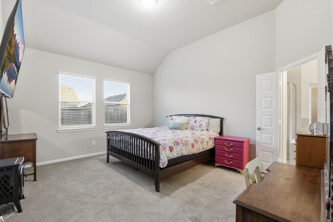 Building Photo - 8434 Beacon Bay Cir