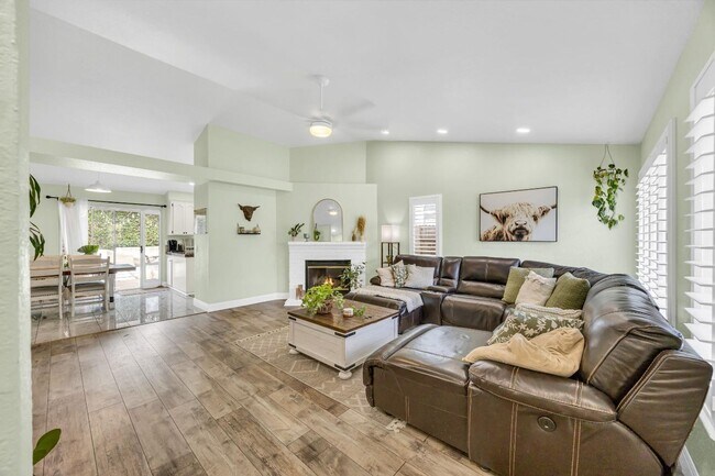 Building Photo - Adorable 3 bedroom 2 bath home