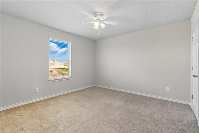 Building Photo - 3801 Soft Shore Ln