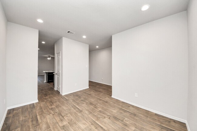 Building Photo - 21234 Bellaria Summit Trail