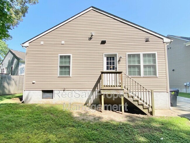Building Photo - 5309 Rhoda Ln