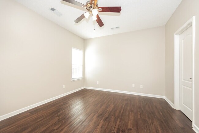 Building Photo - 2716 Sewanee Pl