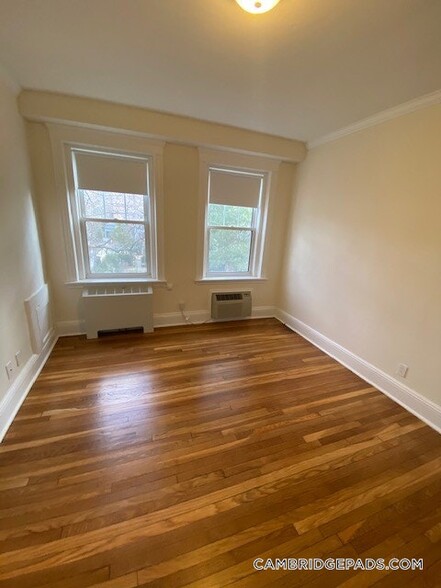 Building Photo - 22 Chauncy St