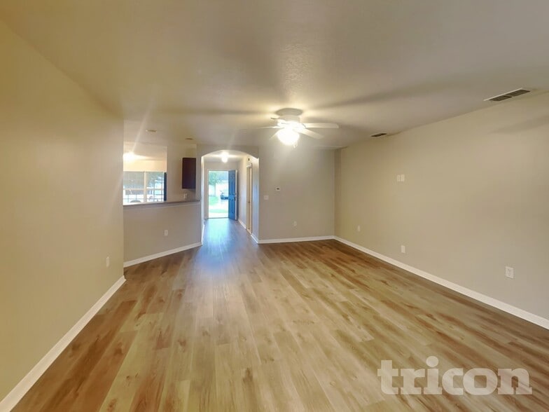 Building Photo - 15542 Florida Breeze Loop