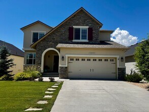Building Photo - Stunning 5 Bedroom Home in Cordera with access to Community center with pool