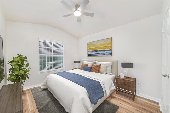 Building Photo - 26610 Marble Falls Bend