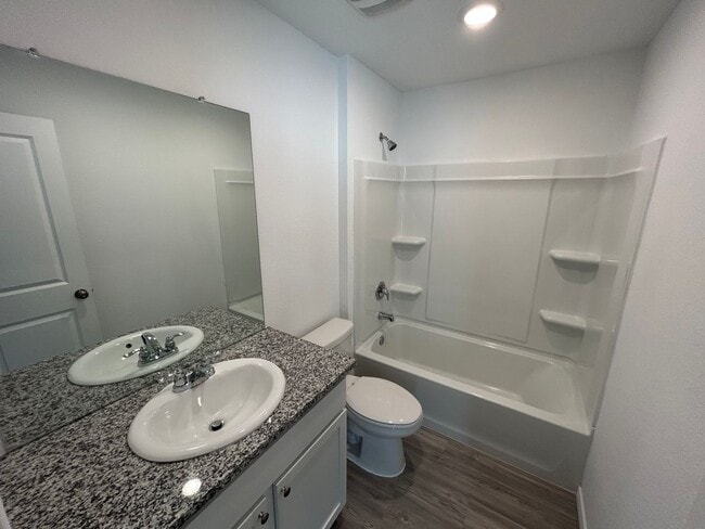 Building Photo - Rare Find: Affordable 3BR Ready for Immediate Move-In- Apartment-Style Living Without The Apartment!