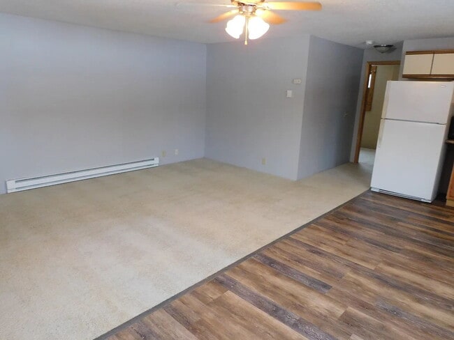 Building Photo - "Charming 2-Bedroom Retreat in Pequot Lakes!"