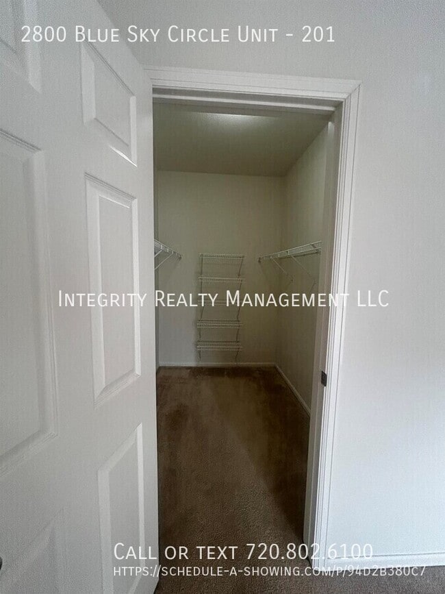 Building Photo - 2800 Blue Sky Cir