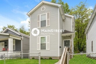 Building Photo - 3 Bedroom Pet-Friendly Home in Louisville, KY with Main Street Renewal