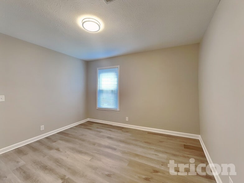 Building Photo - 426 Kinsey Blvd