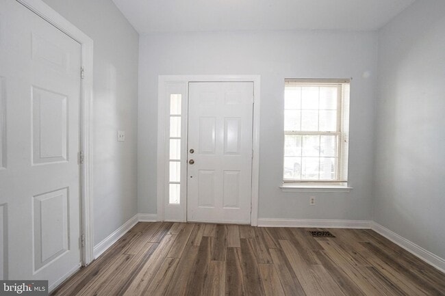 Building Photo - 757 Whitetail Cir