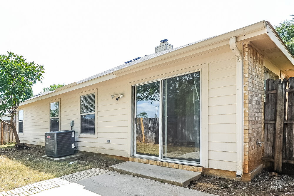 Building Photo - 2908 Bourbon St