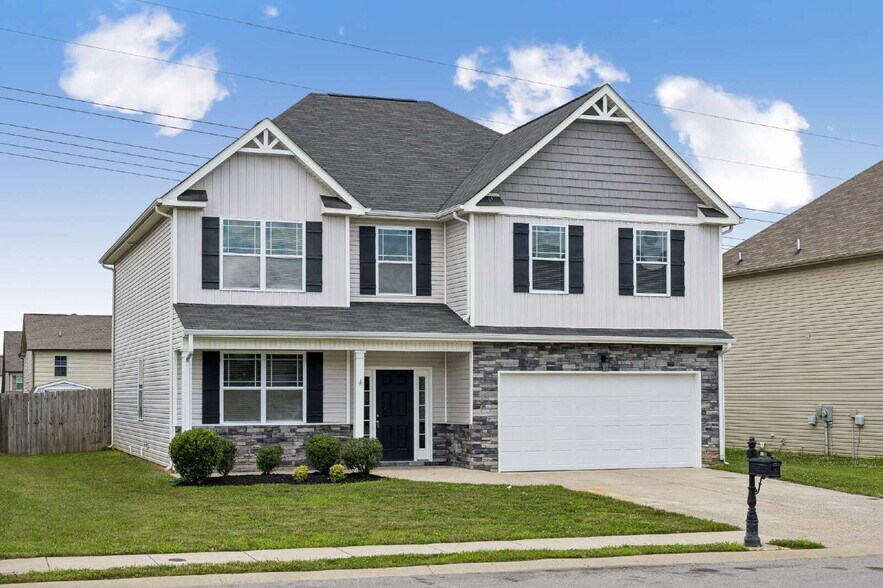 Building Photo - 1240 Winterset Dr