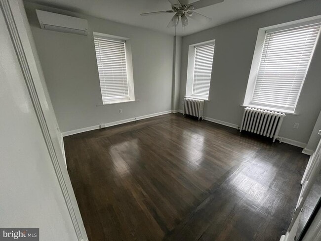 Building Photo - 357 Lyceum Ave