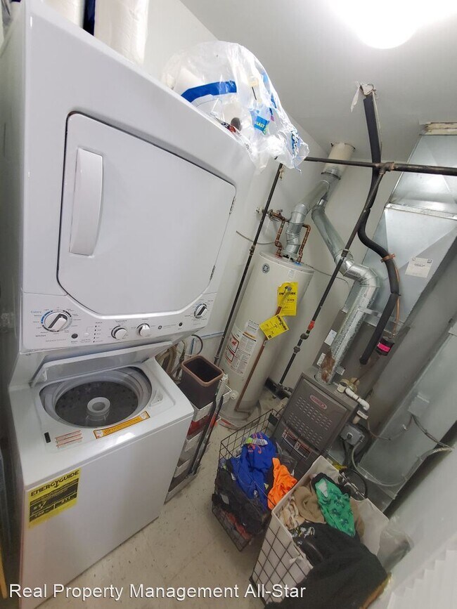 Building Photo - 2 br, 2 bath House - 1204 Woodhaven Drive