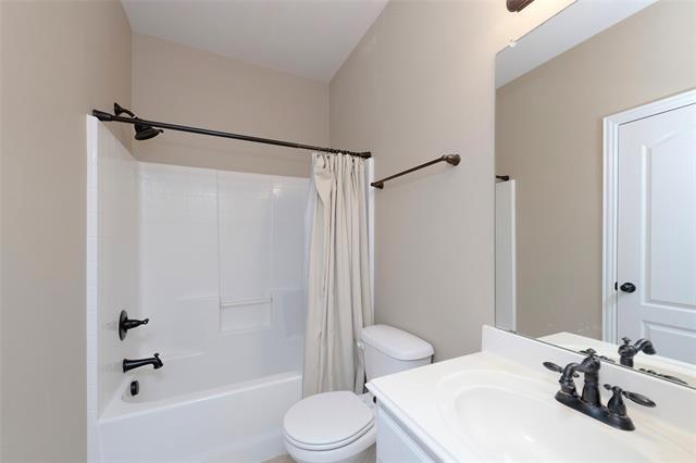 Building Photo - 2500 Rockbrook Dr
