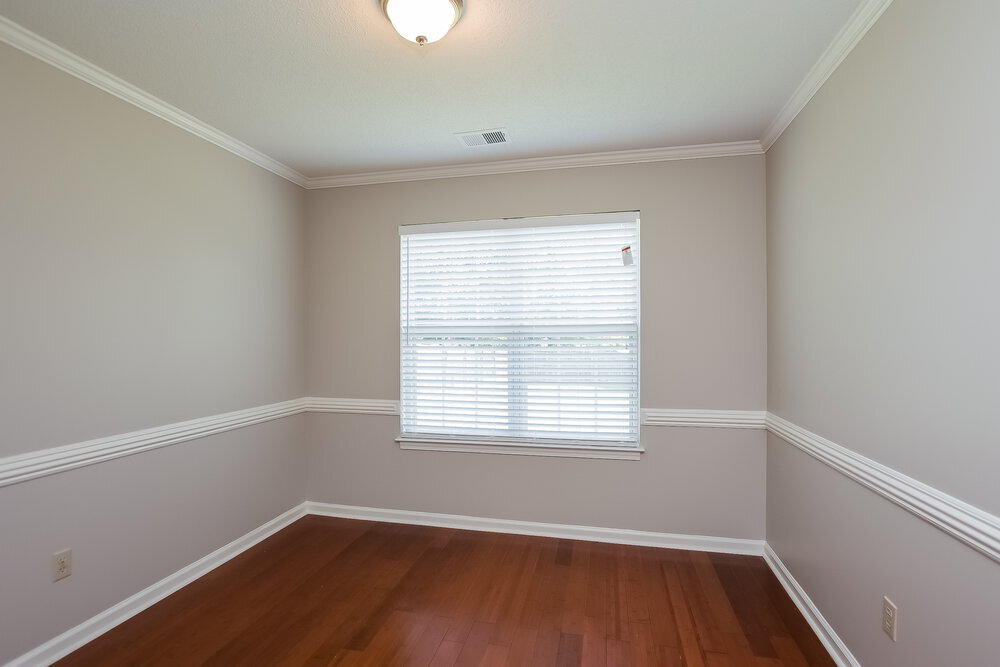 Building Photo - 1640 Saddle Ln