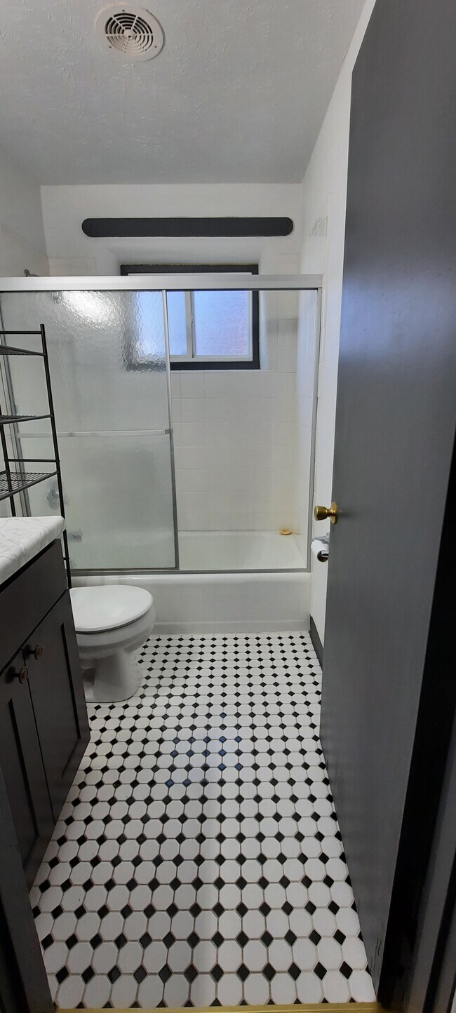 Bathroom - 440 W Main St