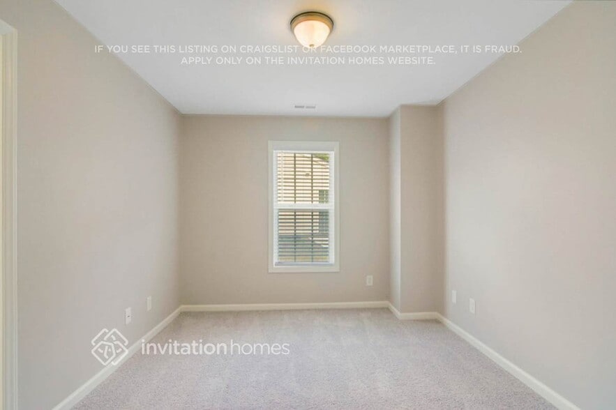 Building Photo - 2724 Golden Amber Ct