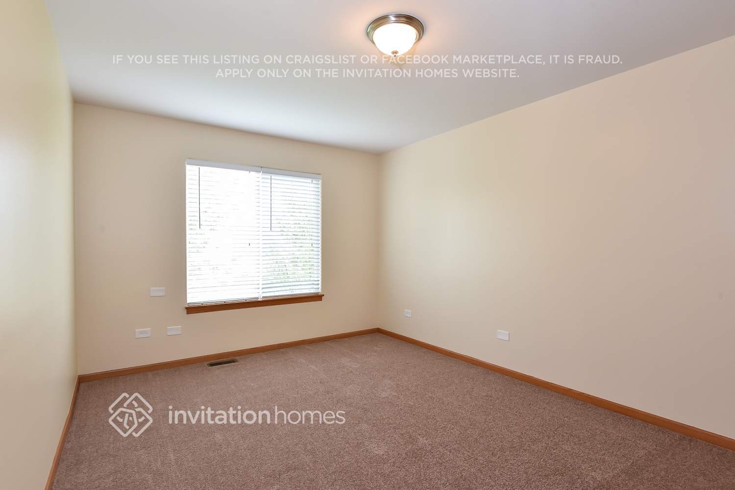 Building Photo - 5907 Alpine Way