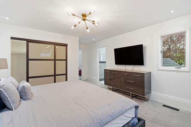 Building Photo - 8661 Craigston Ct