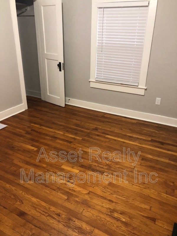 Building Photo - 3730 Speedway Cir