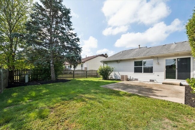 Building Photo - 504 Lyon Dr
