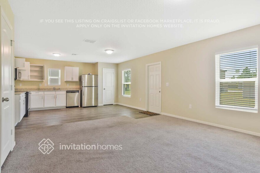 Building Photo - 202 Gladiola Ct